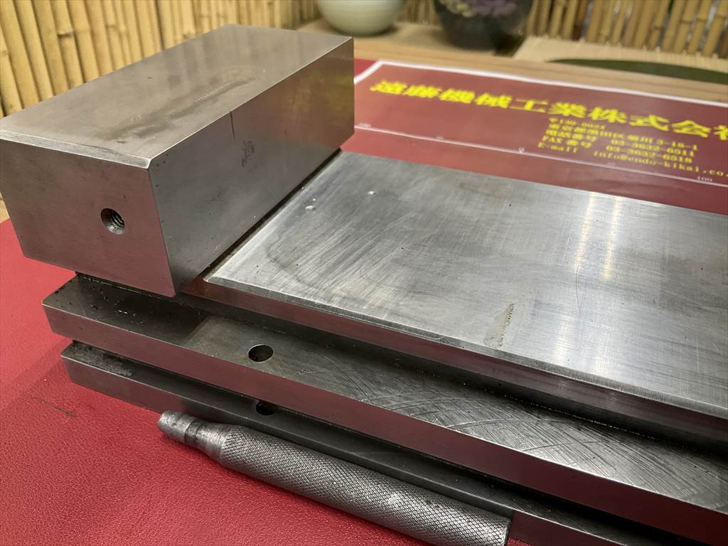  精密バイス 口巾120mm　口巾高さ40mm　開き150mm
