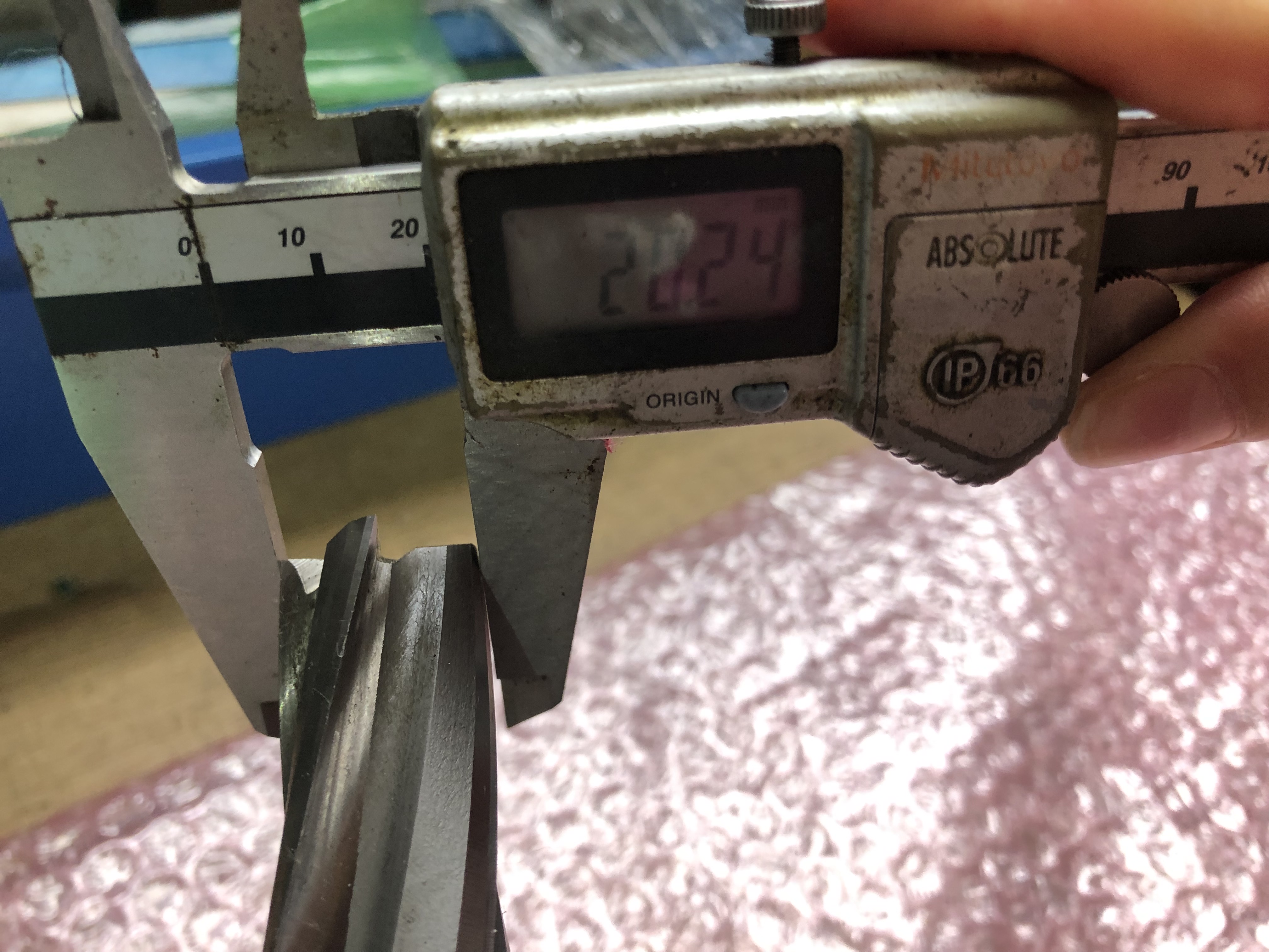 SANKO テーパー刃エンドミル4枚刃 【テーパー刃エンドミル4枚刃】20x4x32