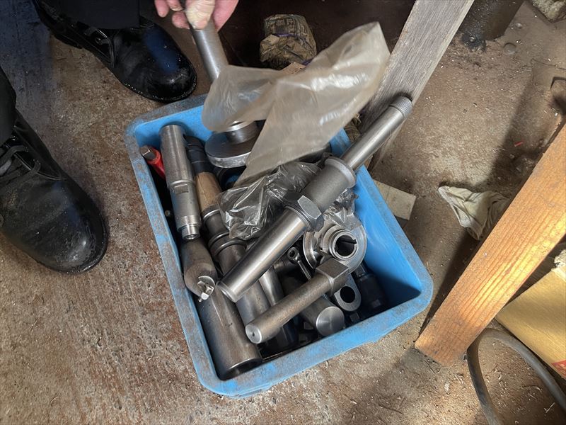 牧野フライス製作所 工具研削盤 C-40