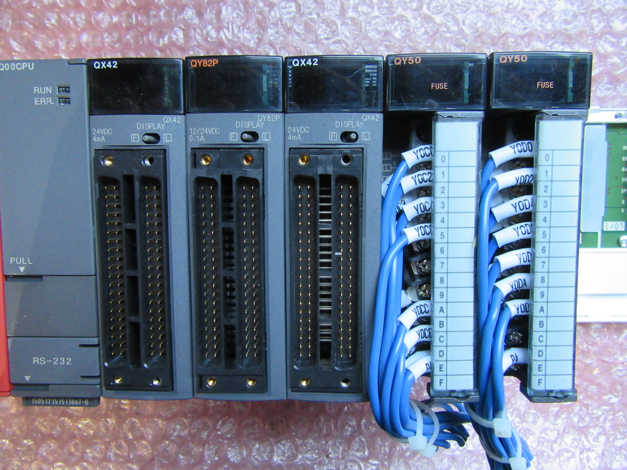 三菱/MITSUBISHI PLC CPU ユニット Q61P,Q00CPU,QX42,QY82P,QX42(QY502個)