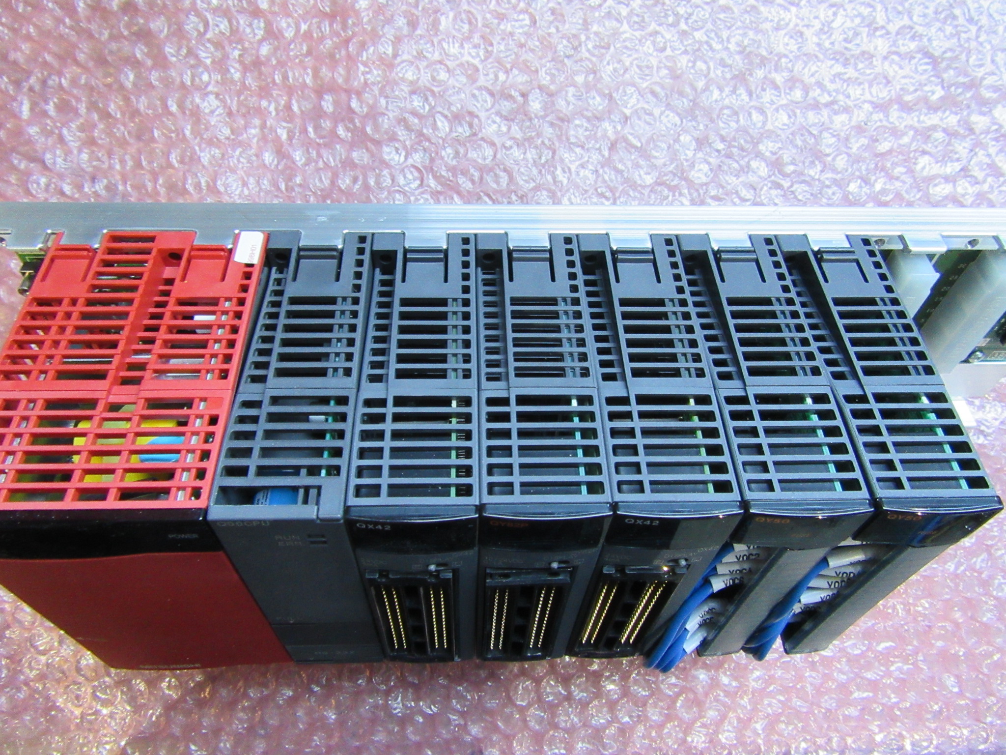 三菱/MITSUBISHI PLC CPU ユニット Q61P,Q00CPU,QX42,QY82P,QX42(QY502個)