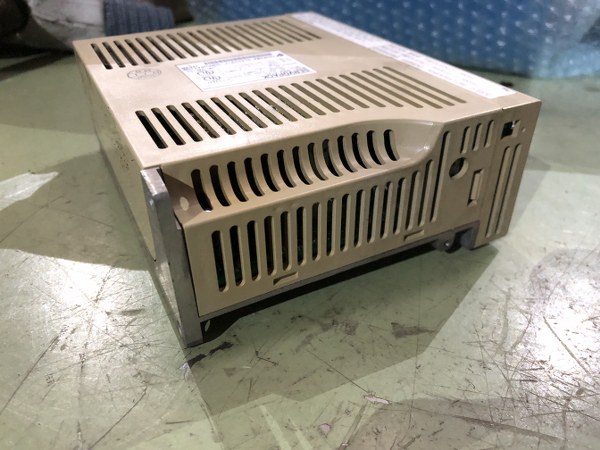 安川電機 YASKAWA ELECTRIC ACサーボパック SGDA-01AS