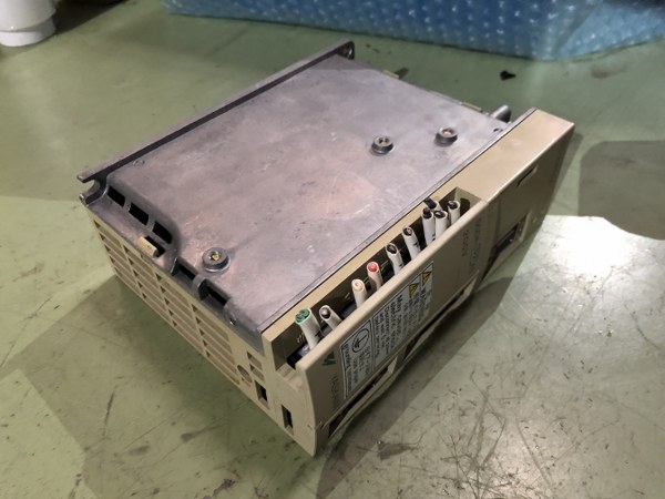 安川電機 YASKAWA ELECTRIC ACサーボパック SGDA-02AS