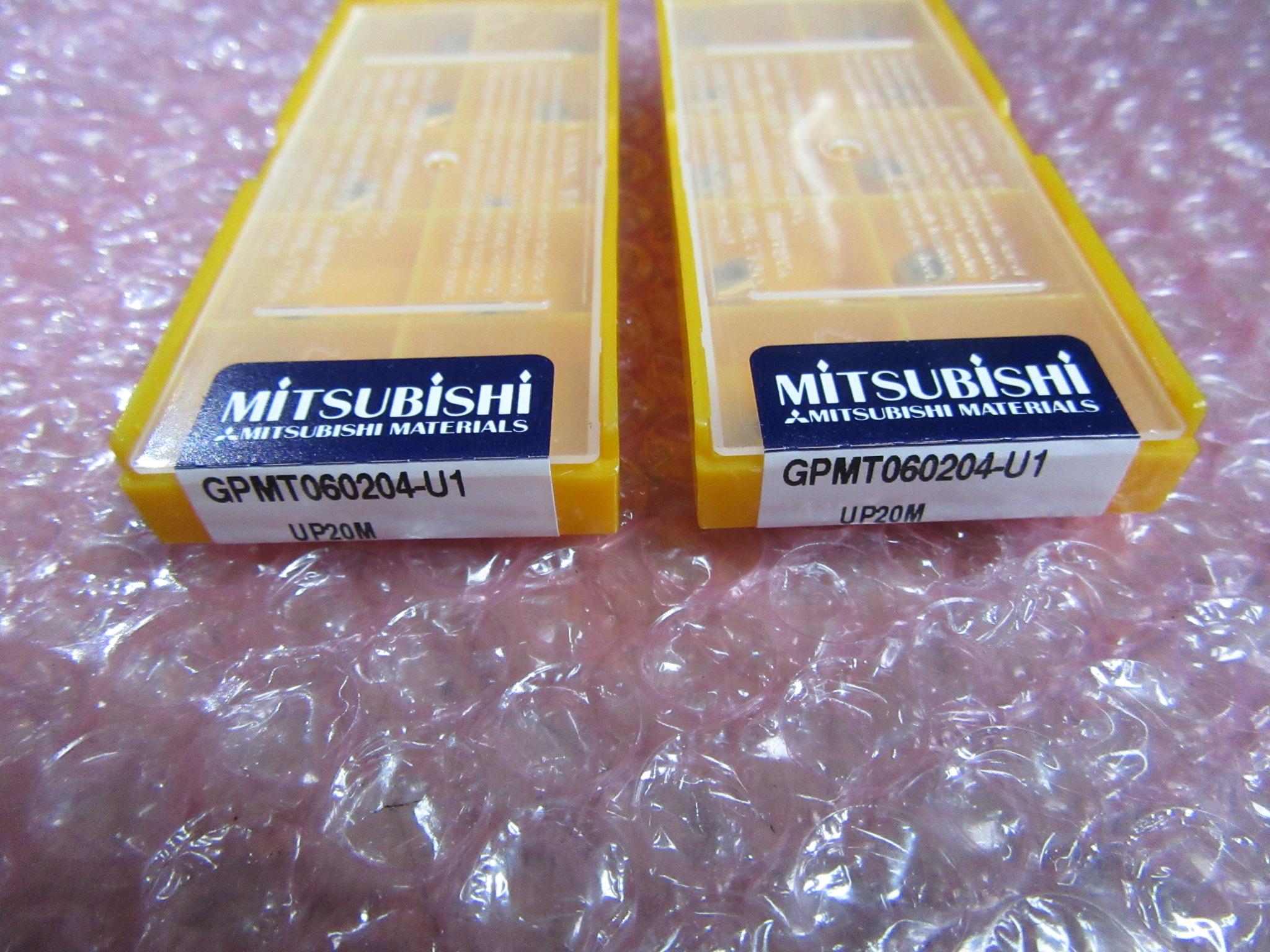 三菱/MITSUBISHI チップ　2個 GPMT060204-U1 UP20M