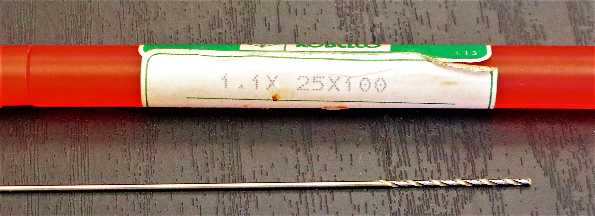 KOBELCO ツイストドリル 1.1×25×100　未使用
