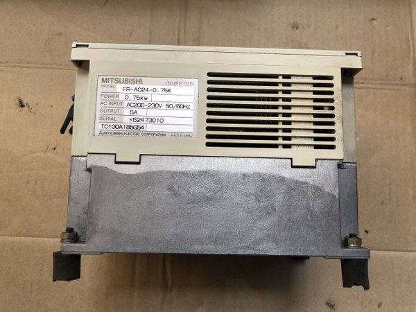 三菱/MITSUBISHI インバーター FR-A024-0.75K