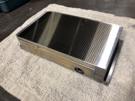 カネテック マグネットチャック RMWH-1018B
