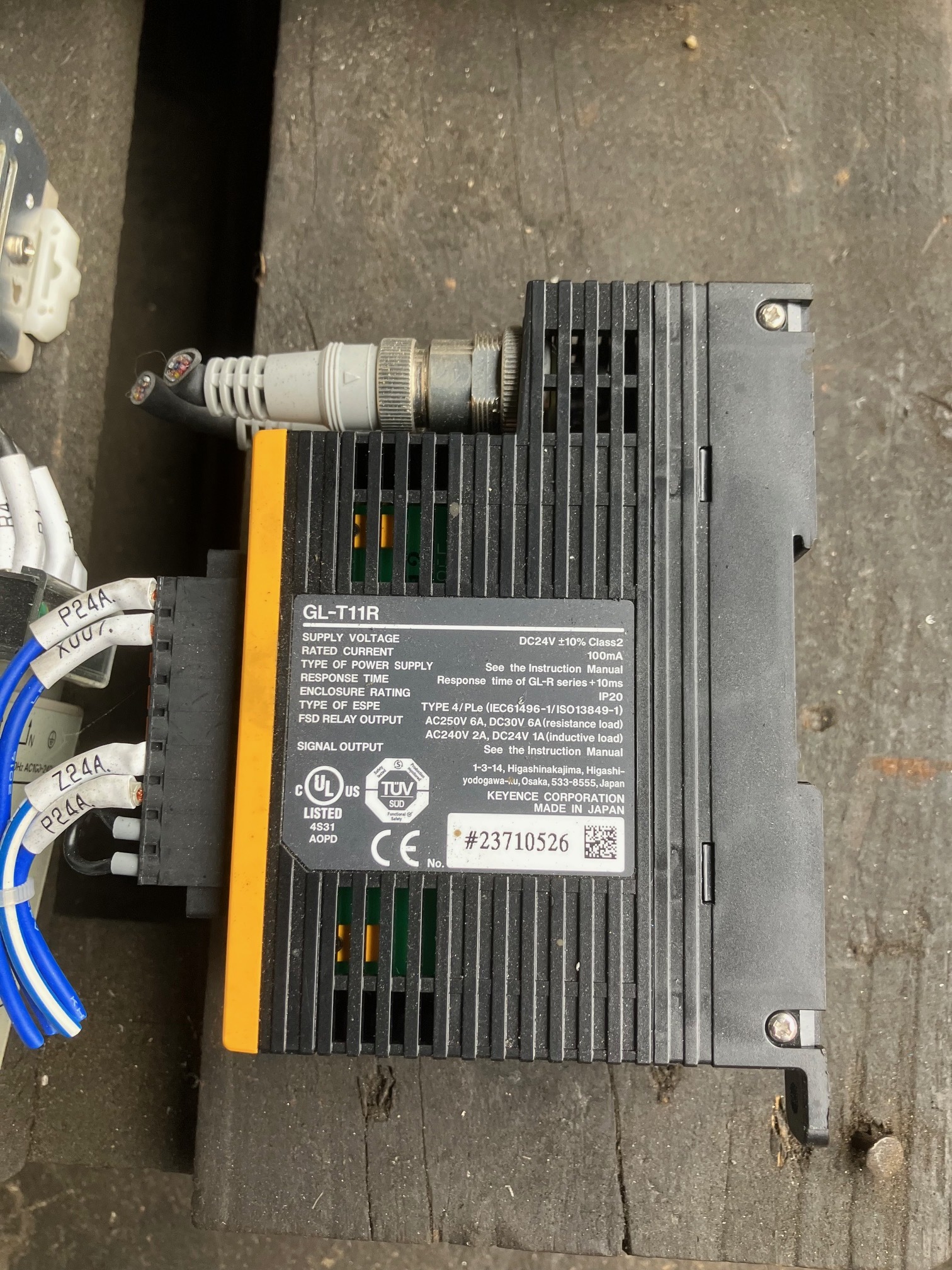 キーエンス セーフティリレーターミナル GL-T11R