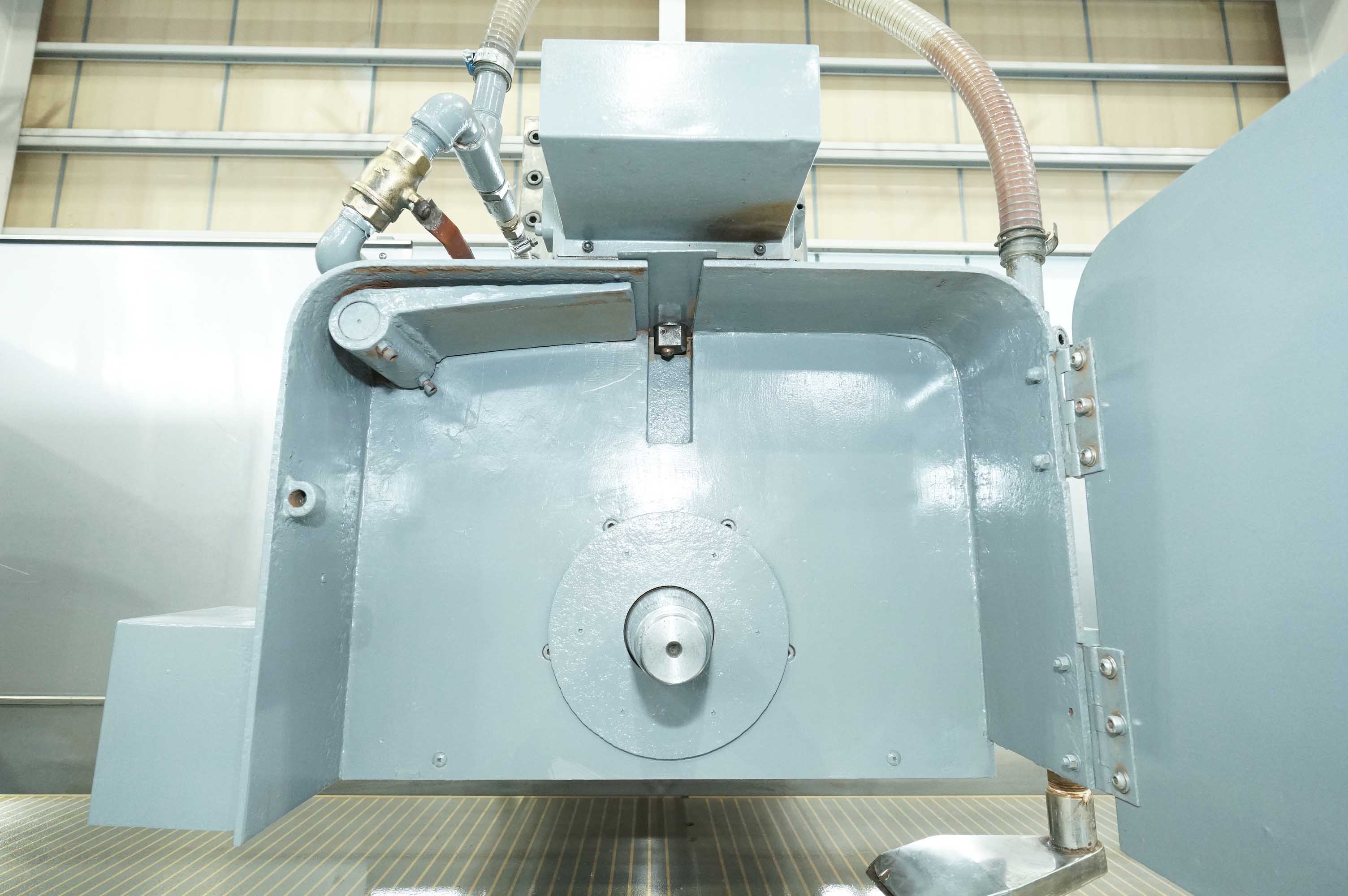 岡本工作機械製作所 平面研削盤 PSG-208B