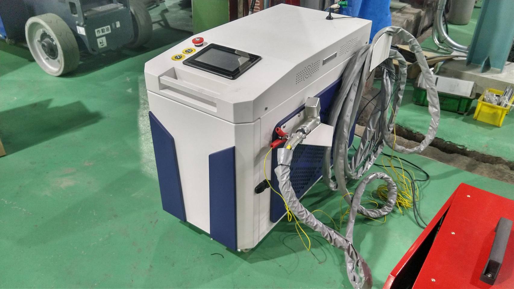 マックスウェイブ レーザーカット溶接機 HW1000OR
