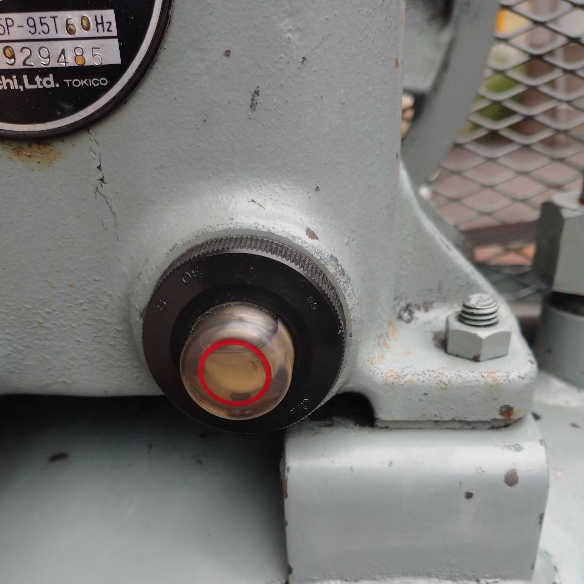 日立産機 0.75kwコンプレッサー 0.75P-9.5T