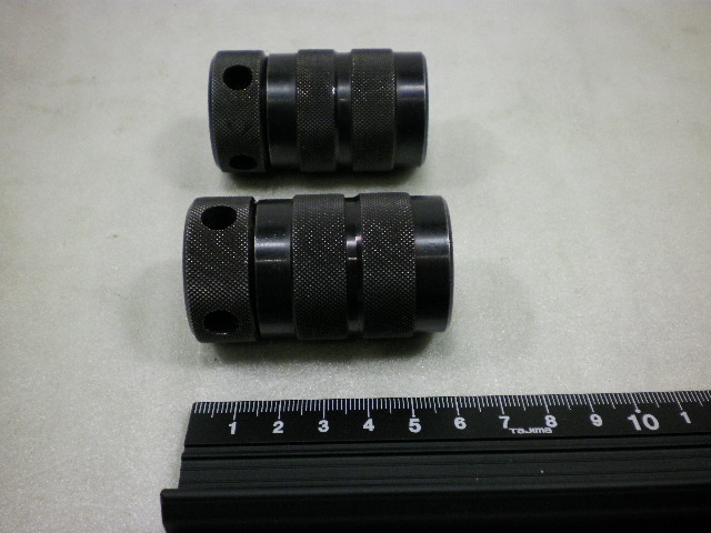 不明 スクリュージャッキ　2個セット 胴径35mm　全高60～85mm