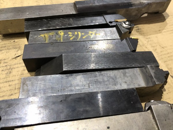 様々なメーカーやサイズがあります。 バイト1山 1セット8個