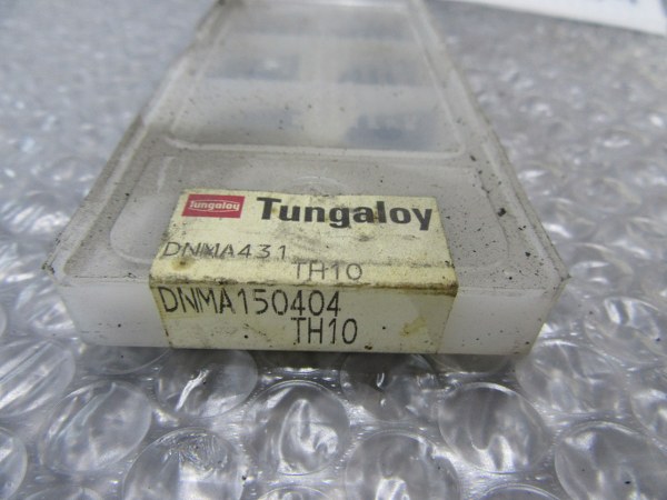 Tungaloy チップ DNMA150404 TH10