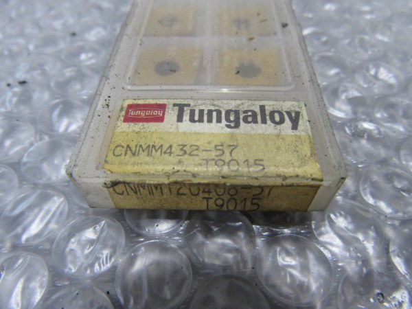 Tungaloy チップ CNMM120408-57