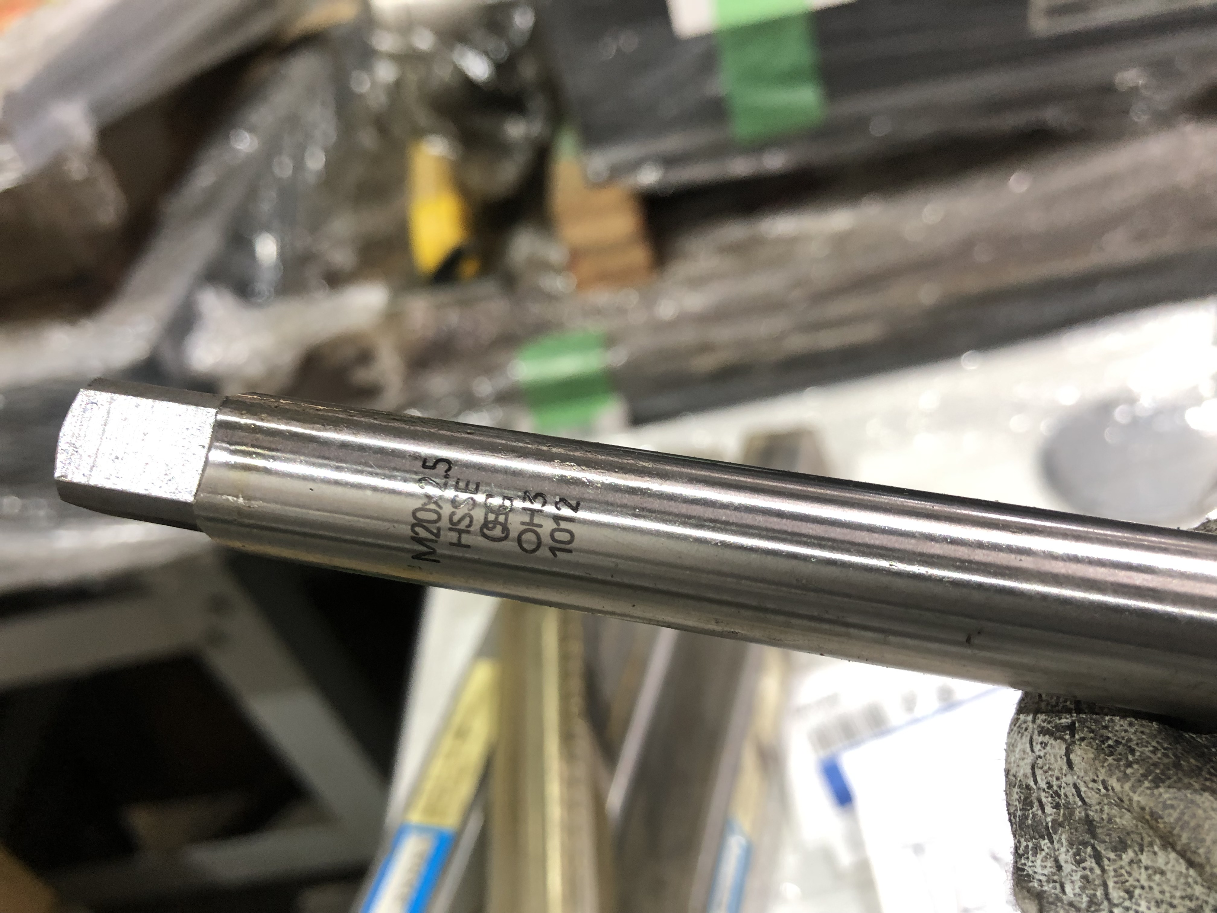 OSG オーエスジー エンドミル M20x2.5