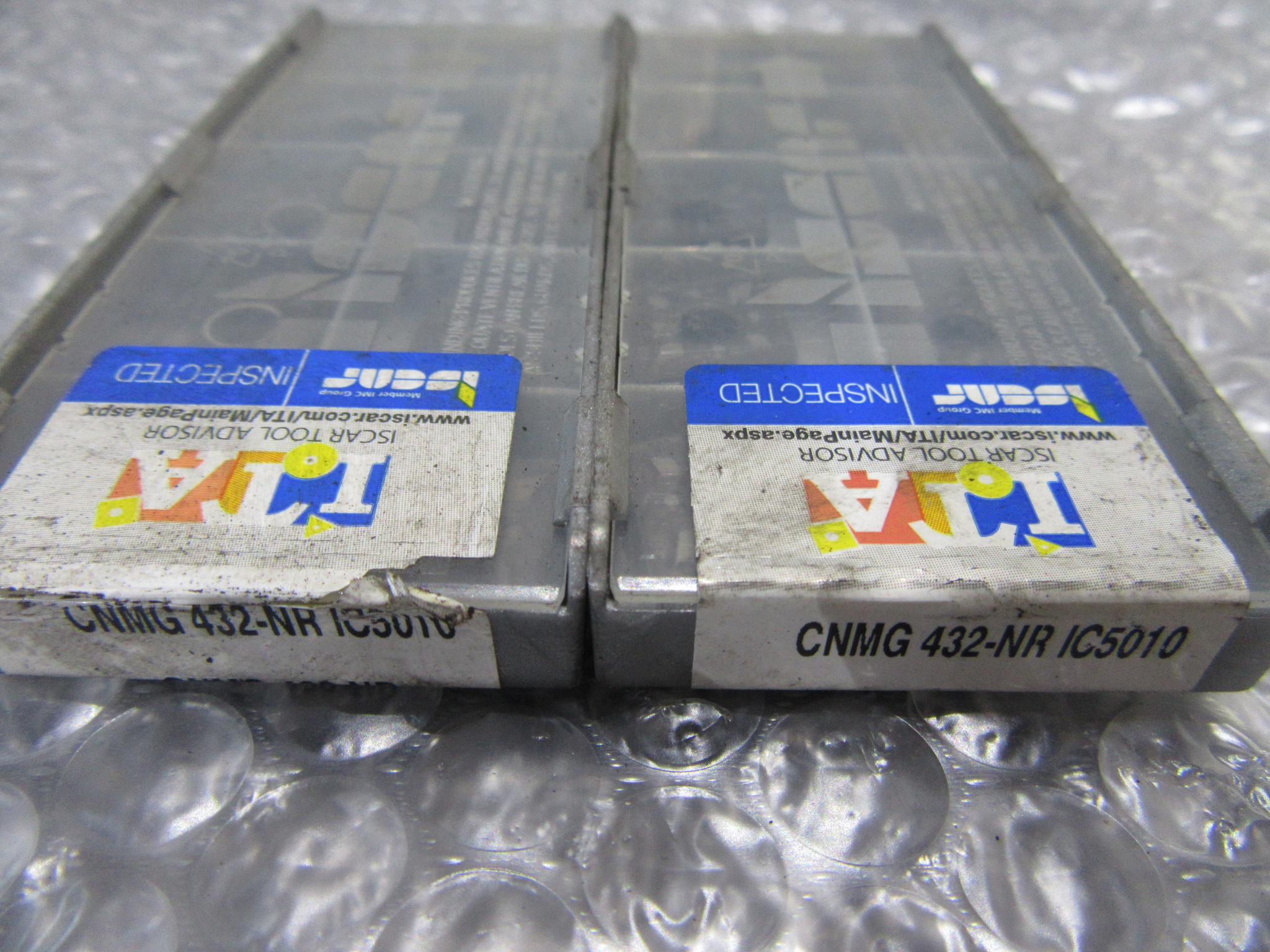 イスカル/ISCAR チップ 2個 CNMG432-NR IC5010