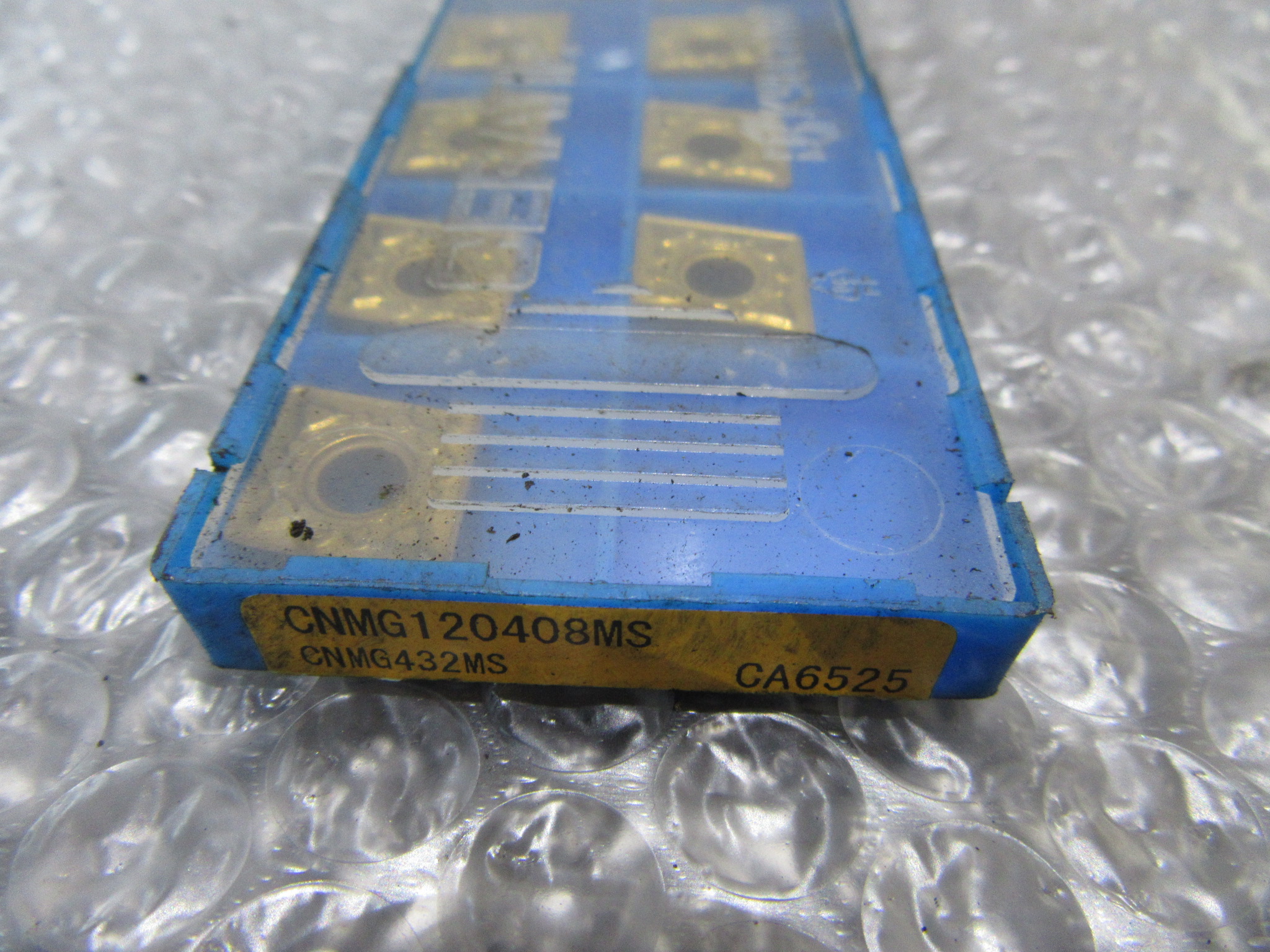 京セラ/Kyocera チップ CNMG120408MS(CNMG432MS)CA6525