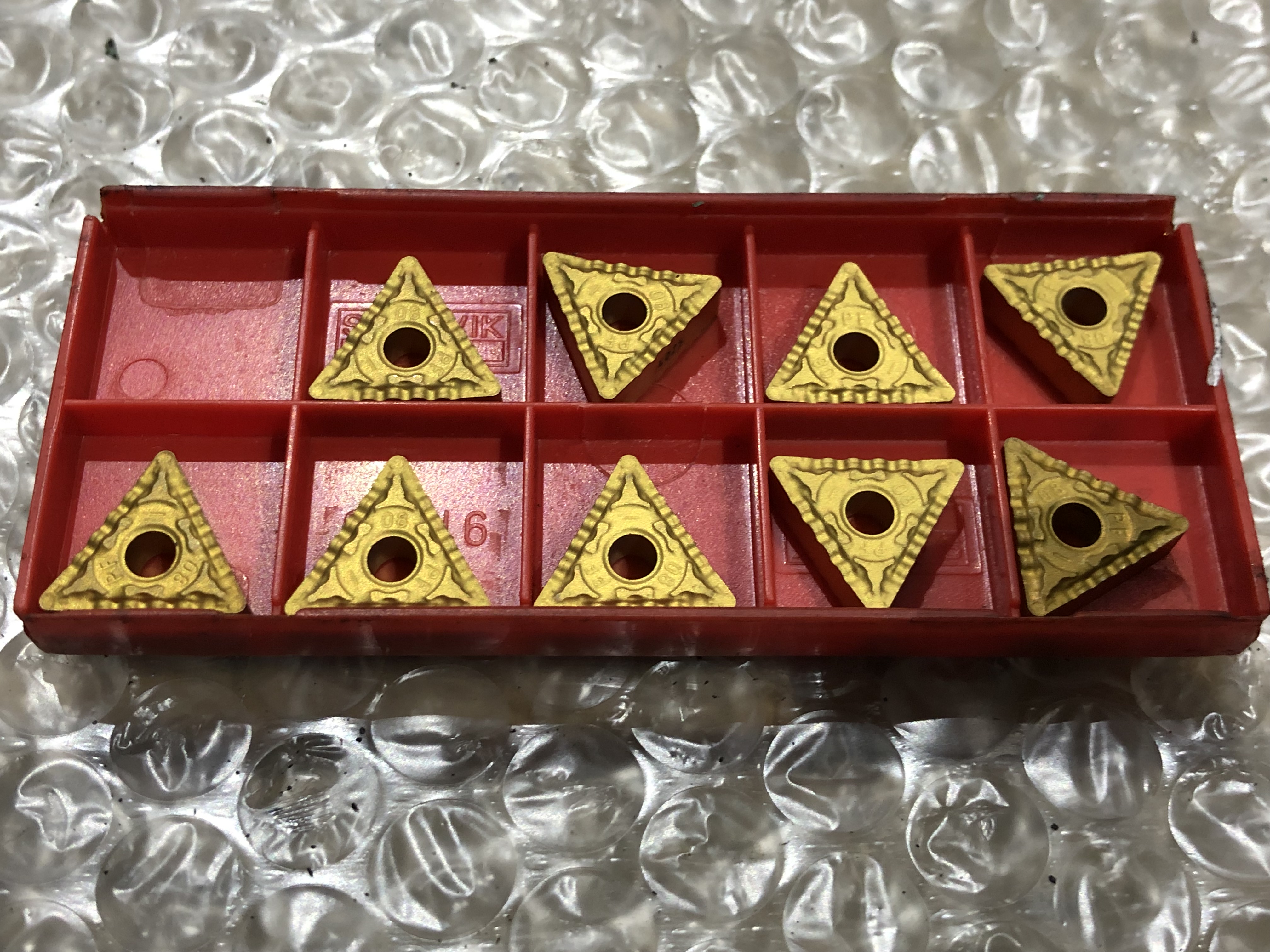 サンドビック/Sandvik チップ3個 様々なメーカーやサイズがあります。