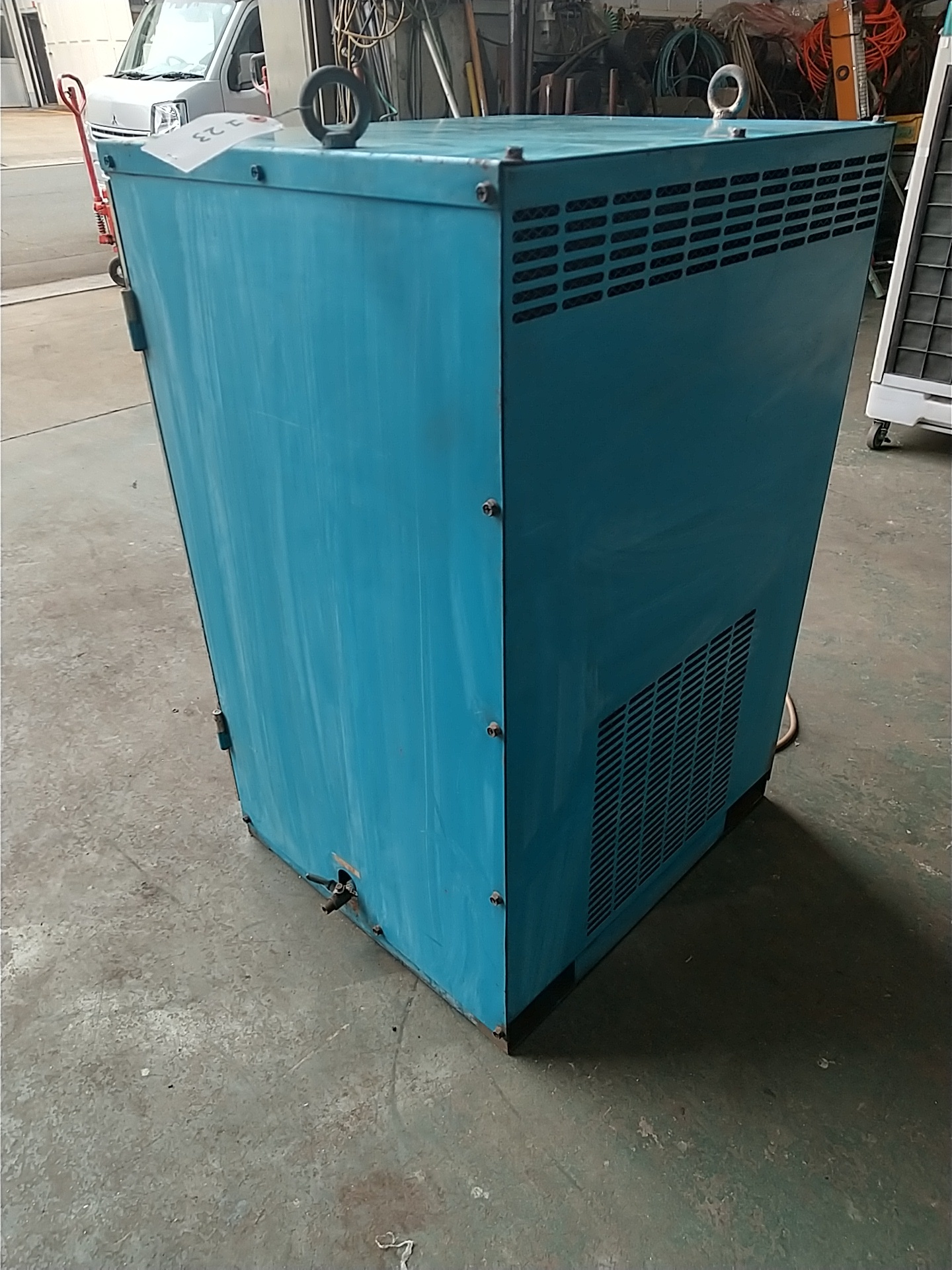 明治 2.2kWエアーコンプレッサー AP3C-70