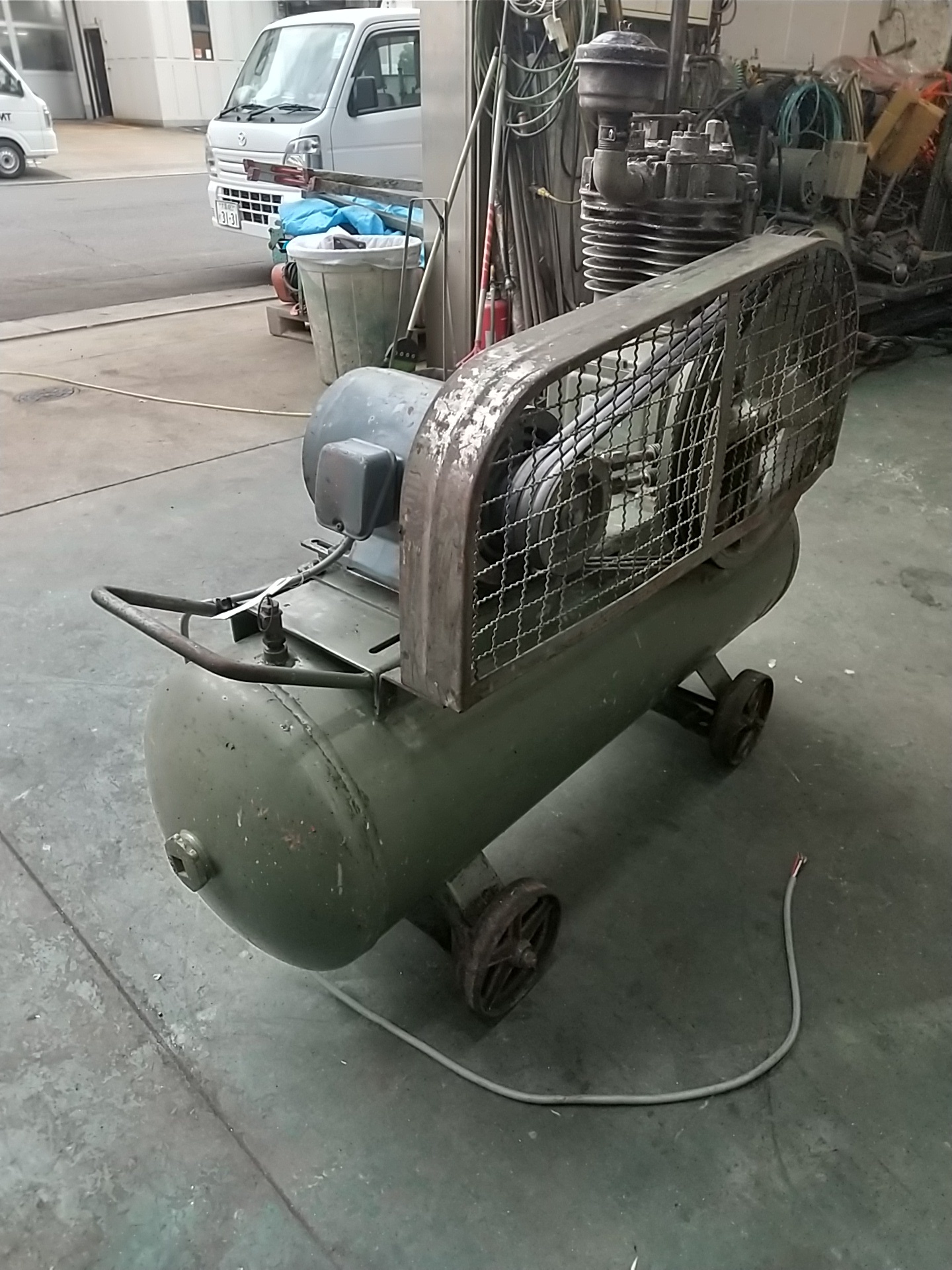 明治 2.2kWエアーコンプレッサー N-3