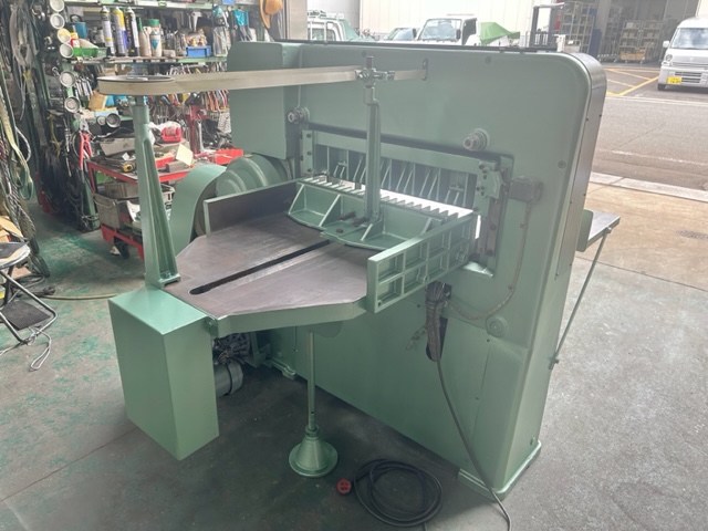 勝田 断裁機 S220
