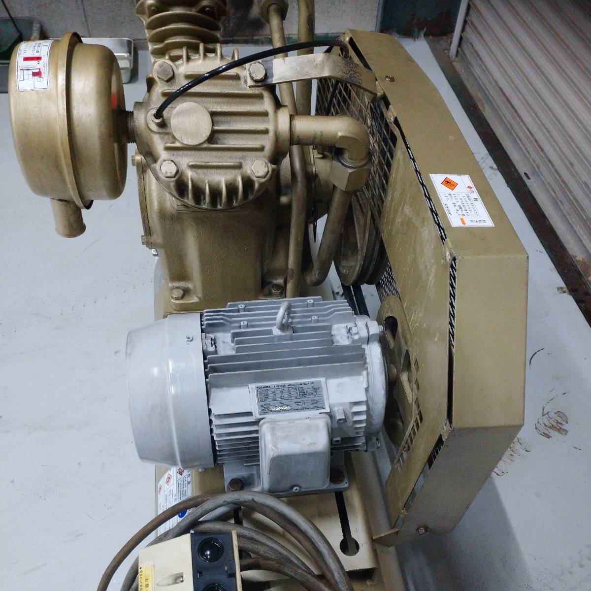東芝 3.7kwコンプレッサー SP106-37T11