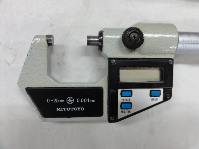 MITUTOYO｜ミツトヨ デジタル外側マイクロメーター MDC-25L