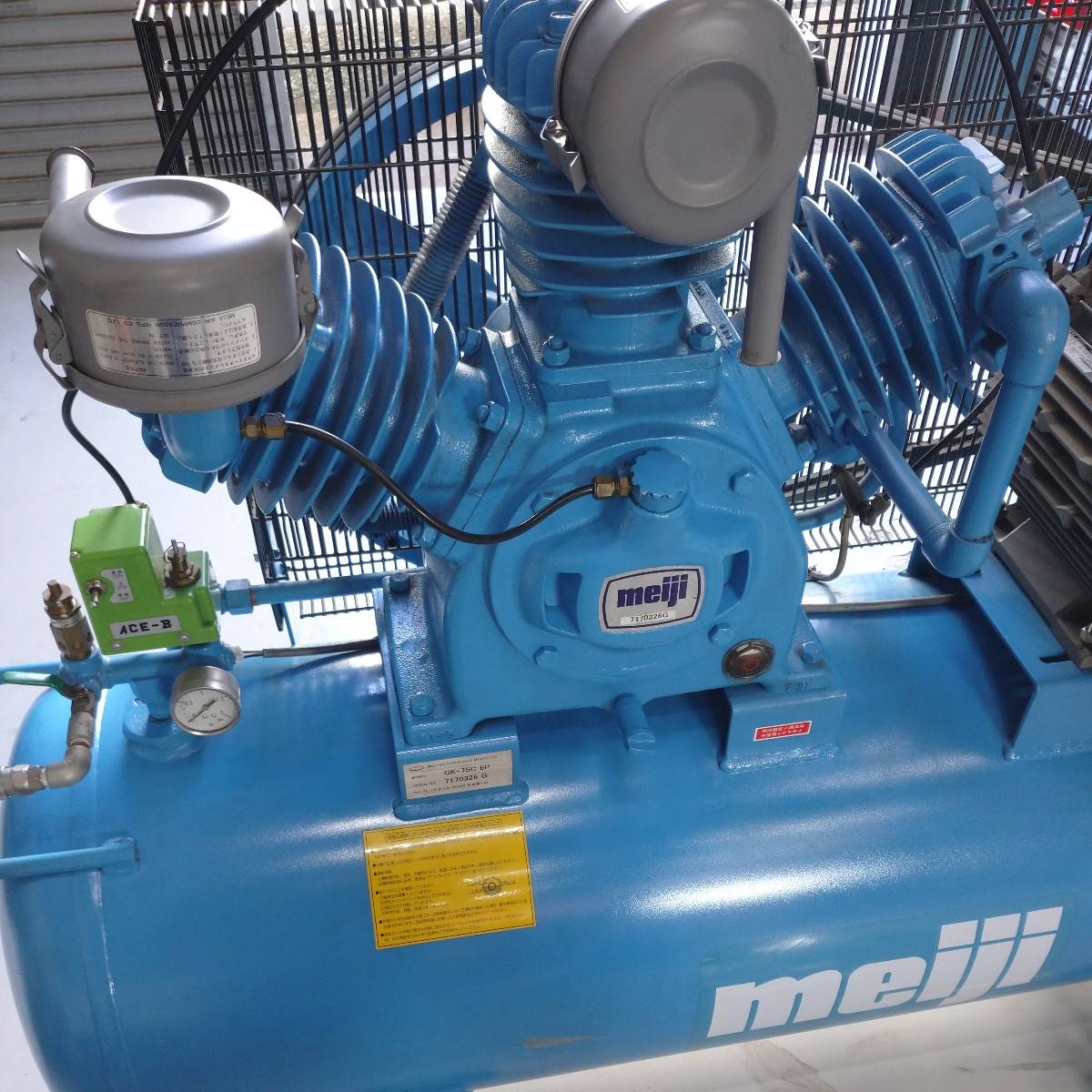 明治 7.5kwコンプレッサー GK-75C6P