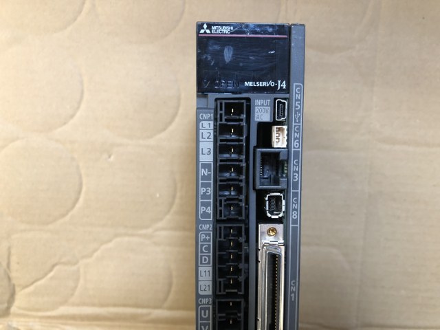 三菱/MITSUBISHI サーボアンプ 【サーボアンプ】MR-J4-10A