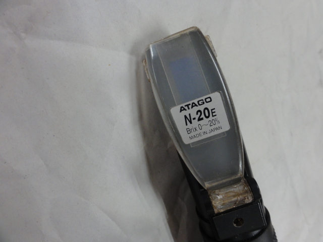 アタゴ 手持屈折計 N-20E