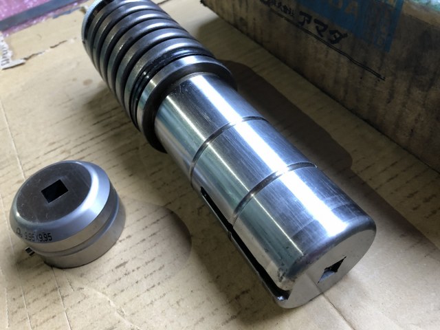 アマダ/AMADA タレパン金型（ロング/セット） 【タレパン金型（ロング/セット）】ダイ：9.95x9.95  パンチ：9.60x9.60