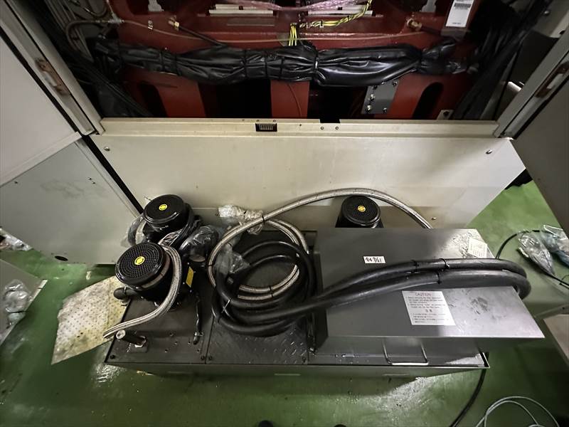 三菱電機 NC放電加工機（C軸+ ATC付） MA2000M