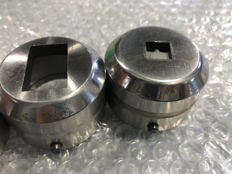 コニック/Conic タレパン金型（ダイ）3個 20.2x20.2/16.4x25.4/10.5x11　C＝0.2