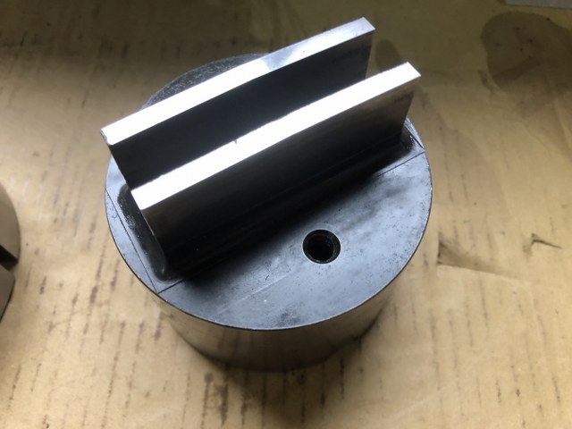 アマダ/AMADA タレパン金型 【タレパン金型】パンチ+ダイ: 5x70.2レン C=0.2