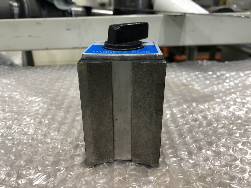不明 マグネットベース 50x75（mm）