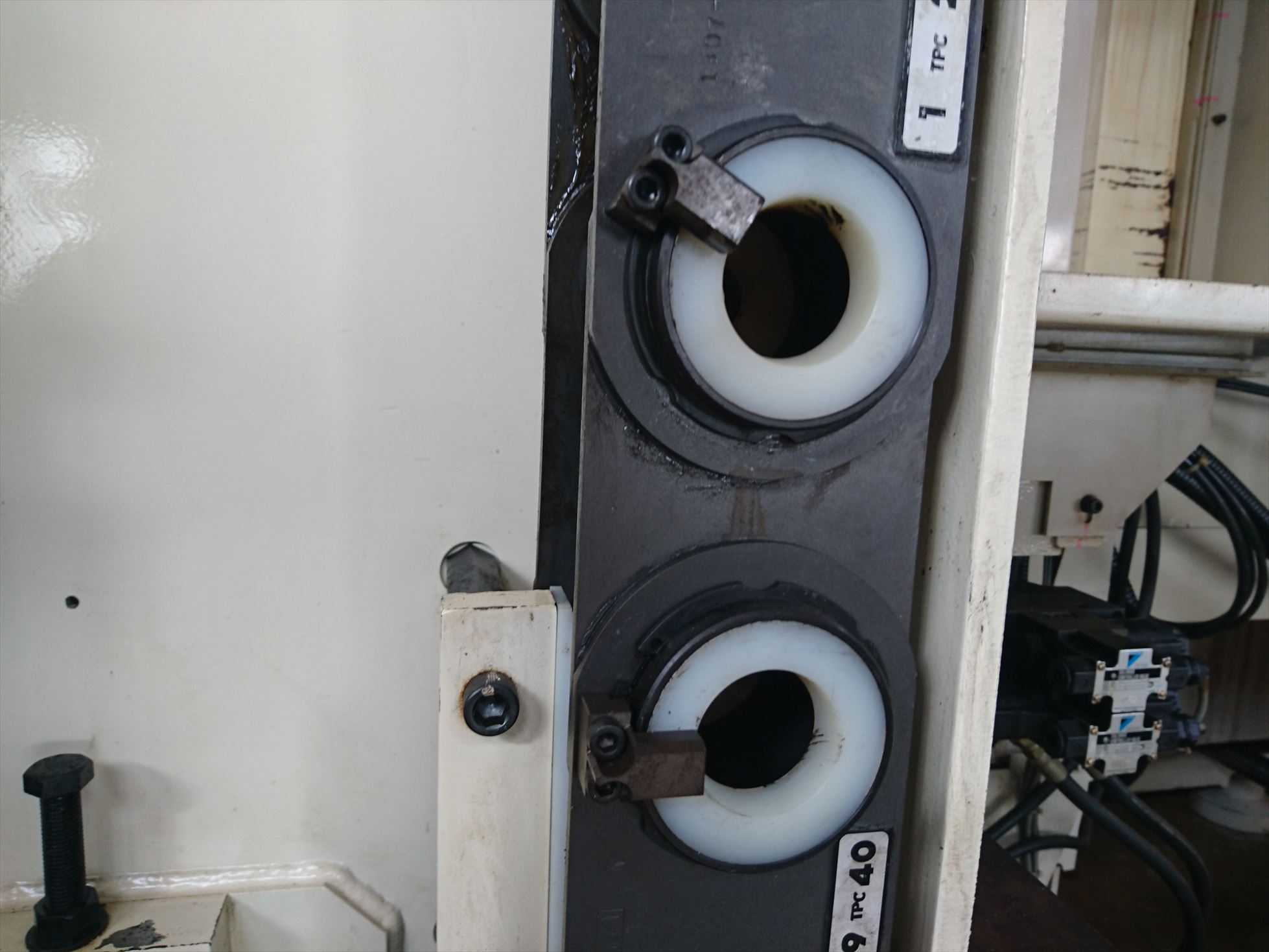 大隈豊和 五軸加工機 MILLAC-1000VH