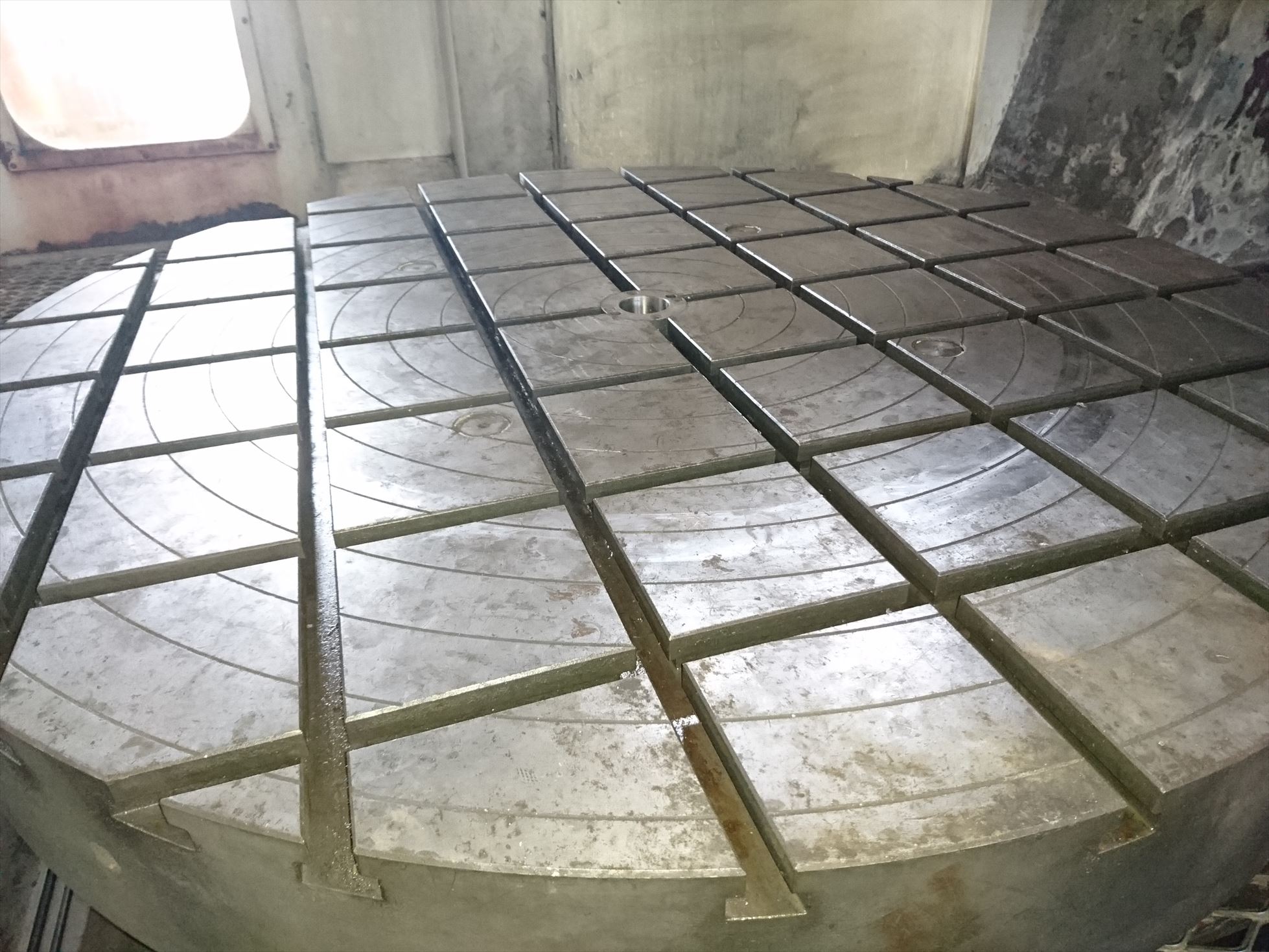 大隈豊和 五軸加工機 MILLAC-1000VH