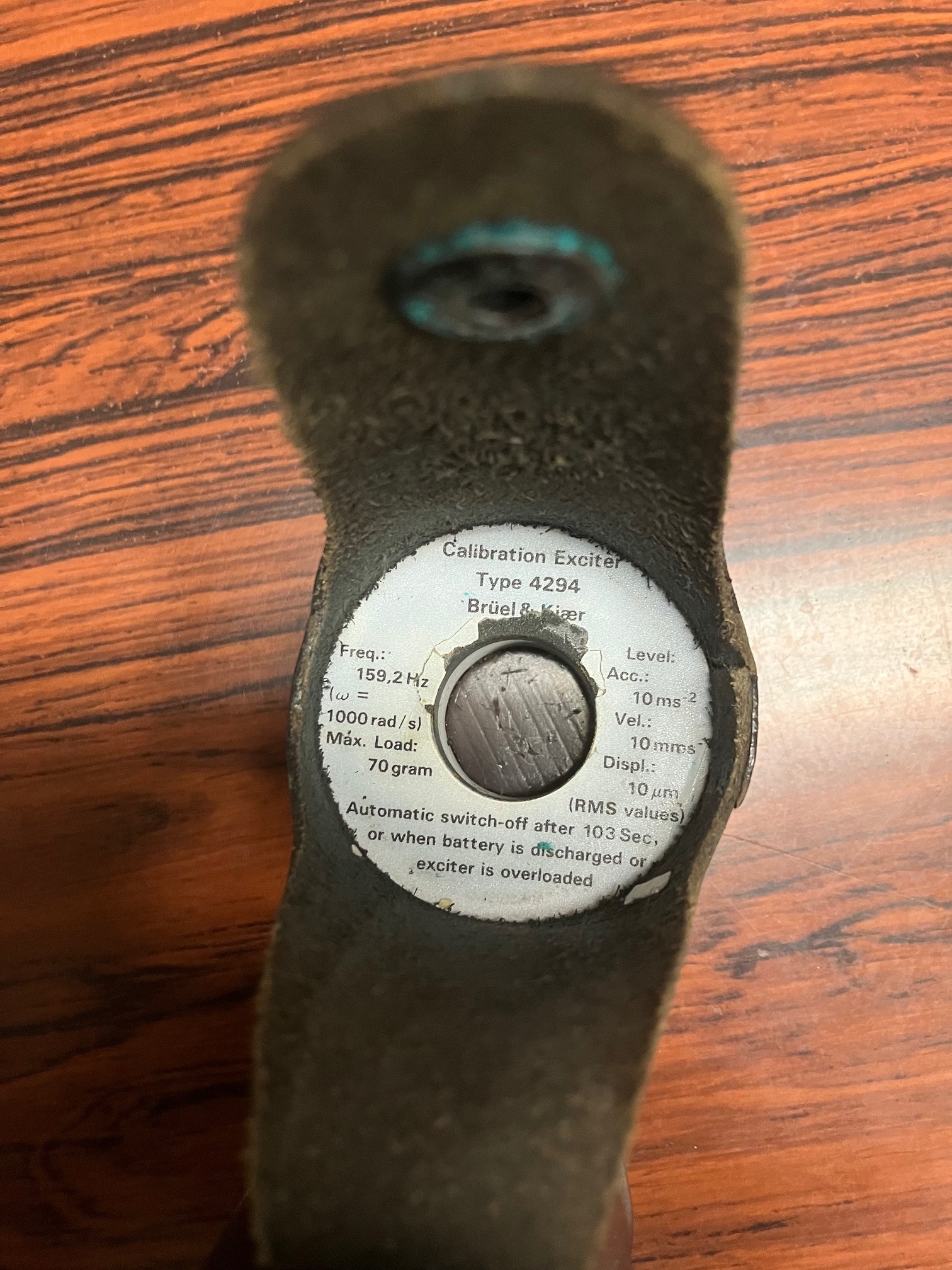 ブリュエルケアー 校正用加振器 4294