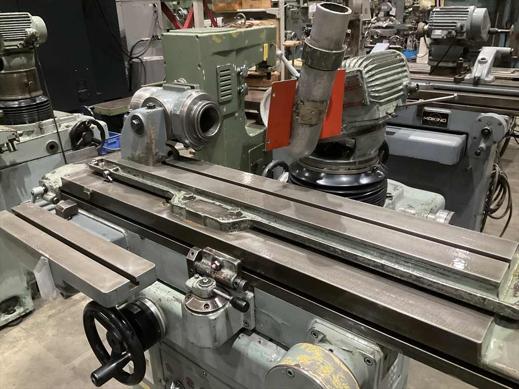 牧野フライス製作所 工具研削盤 C-40
