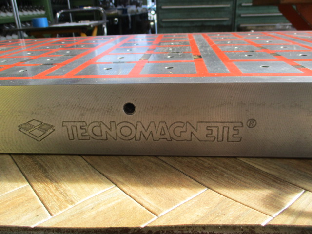 TECNOMAGNETTE(ITA) 永電磁チャック（フライス用） SQ408HD50