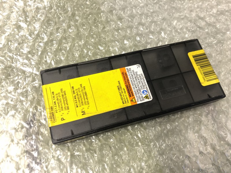 サンドビック/Sandvik コロミル390用チップ R390-1806 08M-PM 1130