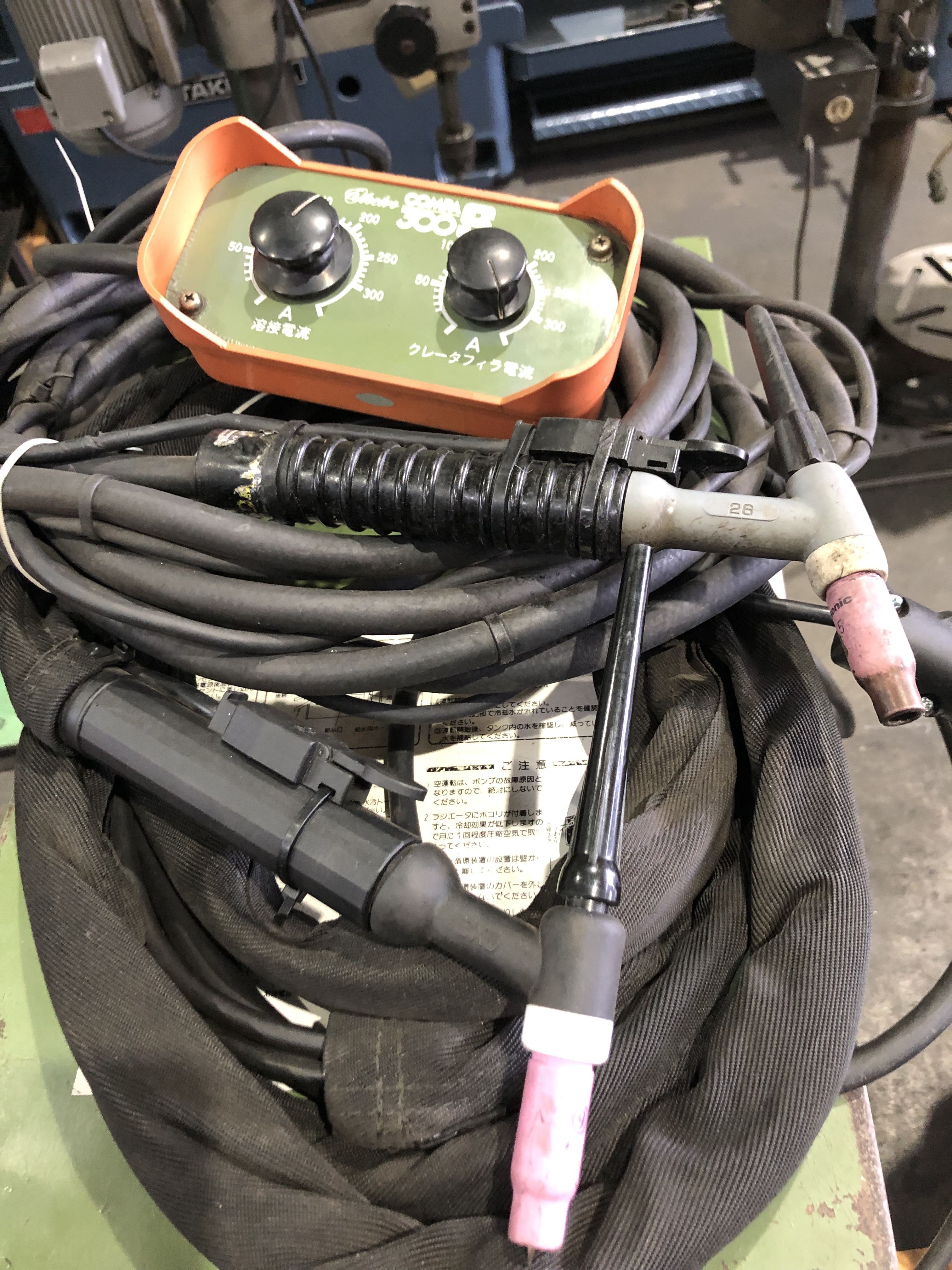ダイヘン 交直両用TIG溶接機 AES-300