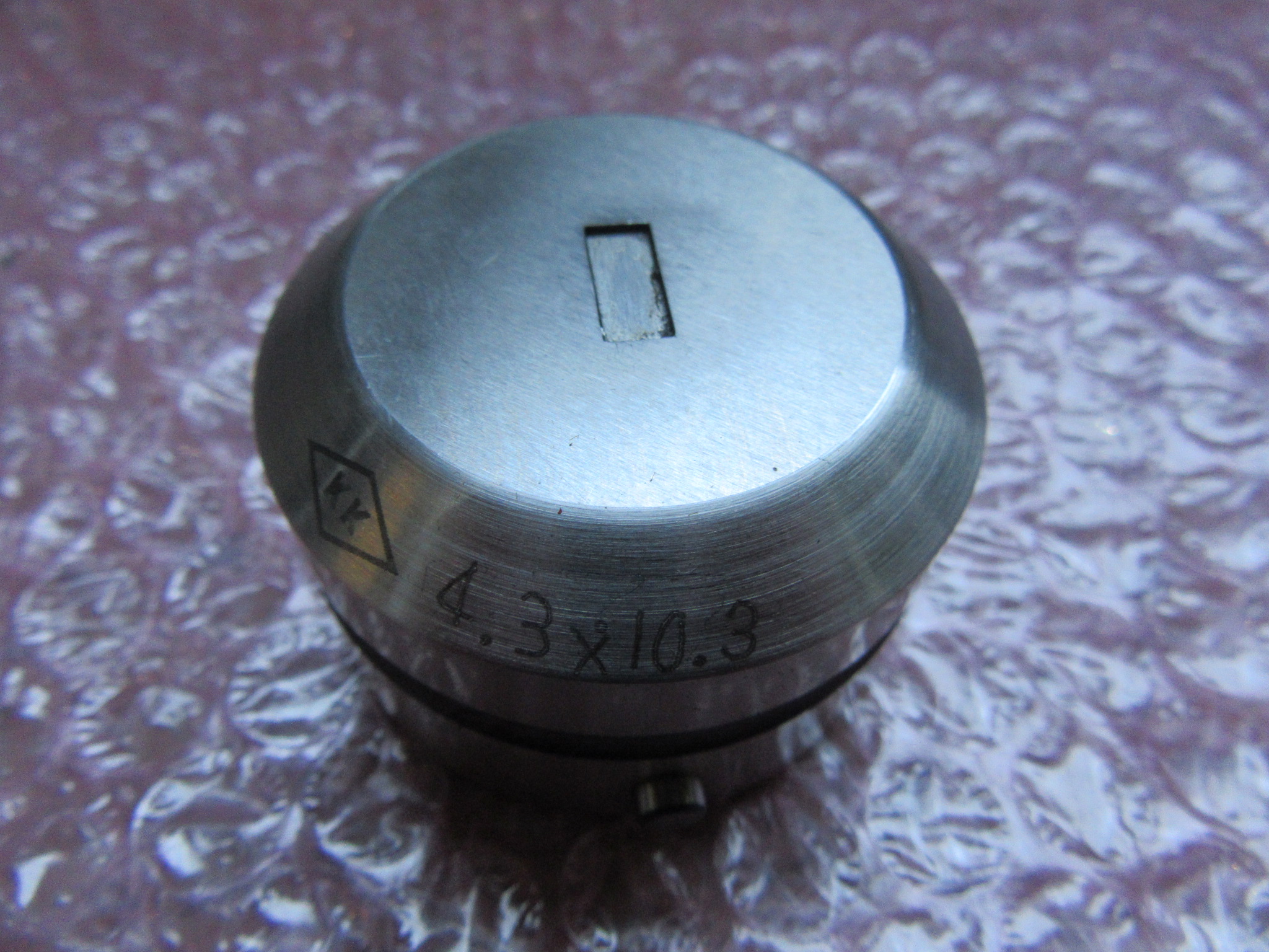 KK タレパン金型セット ダイ：4.3x10.3　パンチ：4x10