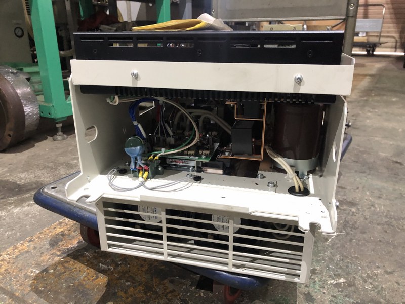 三菱/MITSUBISHI スピンドルコントローラ FR-SF-2-15K-BCE