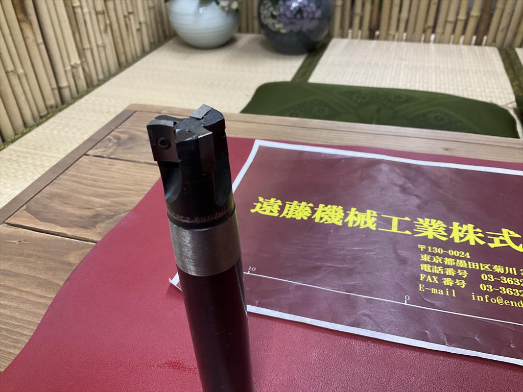 SECO フェイスミル Φ25　020/508　3枚刃　シャンク径32mm