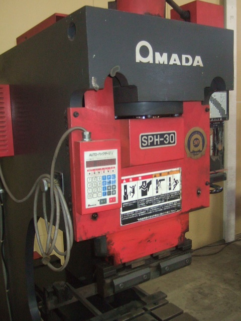 アマダ 万能油圧ベンダー SPH-30C