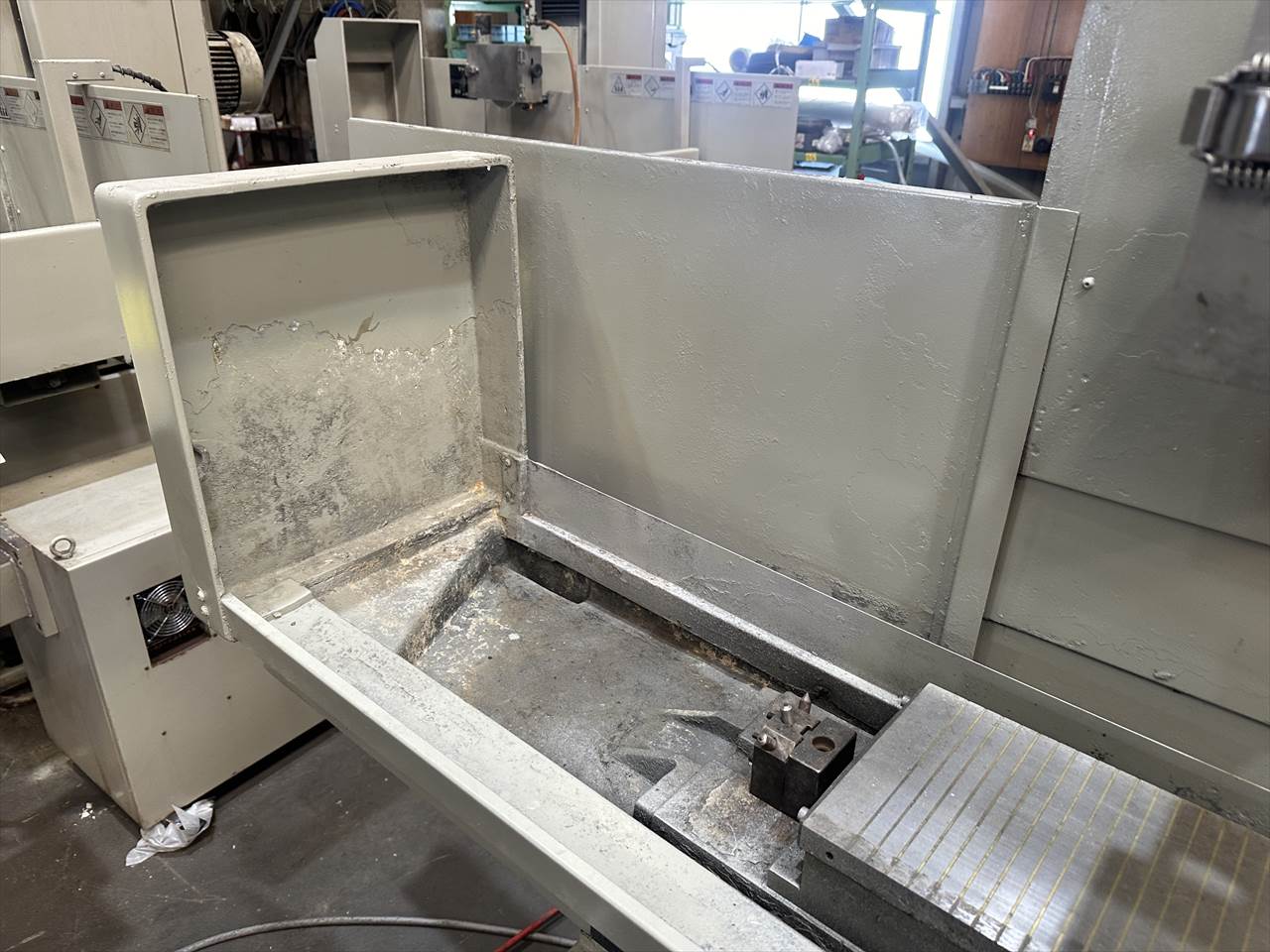 岡本工作機械製作所 NC平面研削盤 PSG-52DXNC
