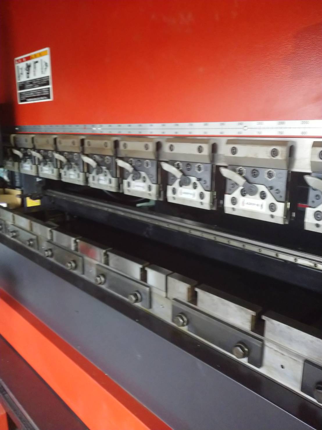 アマダ プレスブレーキ FBD8025NT