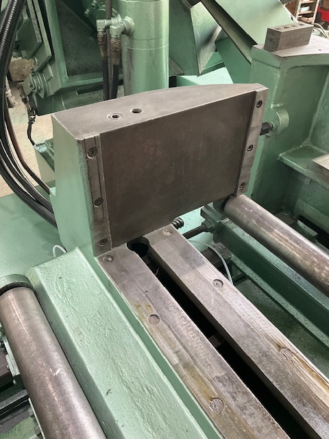 大東精機 400mmバンドソー GA400